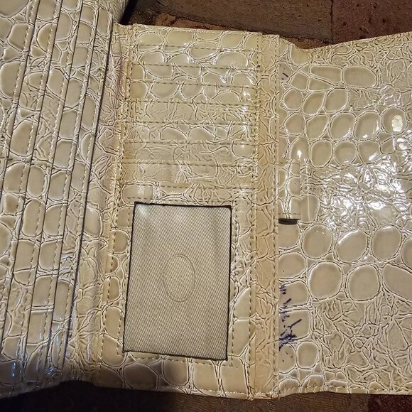 Vintage Guess Bag - Handbag- Maribelle - Matching Wallet - Cream, Black - VGUC - Picture 15 of 16